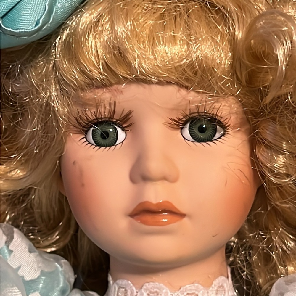 Vintage Estate Collector’s Choice Dine Bisque Porcelain Doll